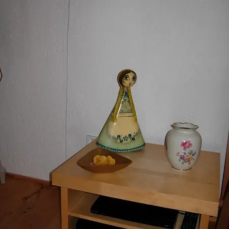 Nella Casa Di Rosella *