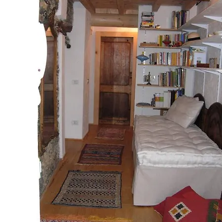 Nella Casa Di Rosella Διαμέρισμα