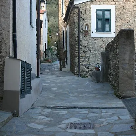 Nella Casa Di Rosella * Onzo